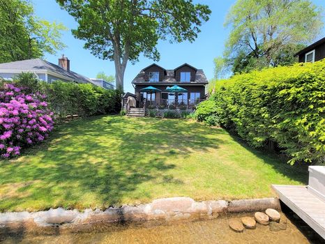 Thompson, CT Holiday Apartments and Self Catering cozycozy