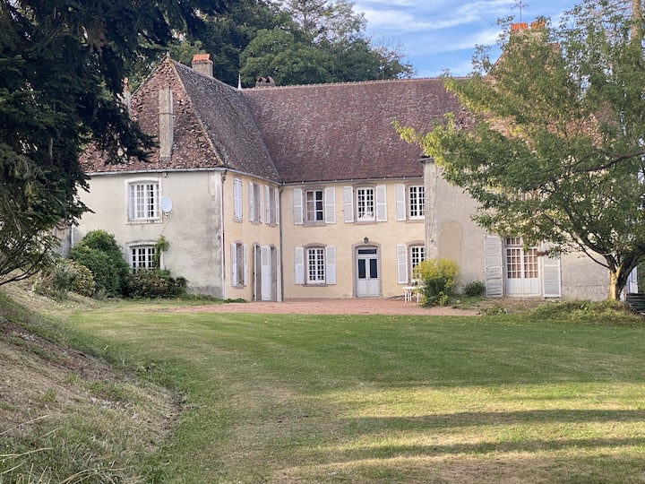 Château Pour Se Retrouver - Nièvre