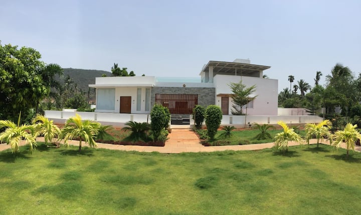 Courtyard Farmhouse - Visakhapatnam