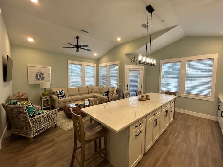 Always About The Beach! New 2br Condo In Corolla - Corolla, NC