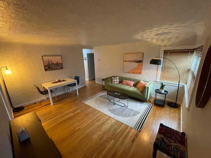 Beautiful Two Bedroom House. - Albuquerque, NM