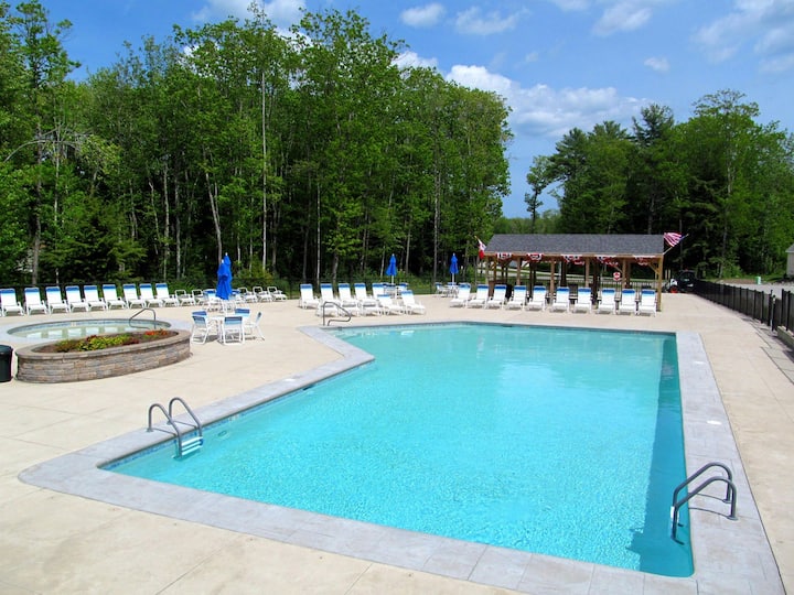 Cozy Cottage Resort Amenities 1 Mile To Beaches! - Wells, ME
