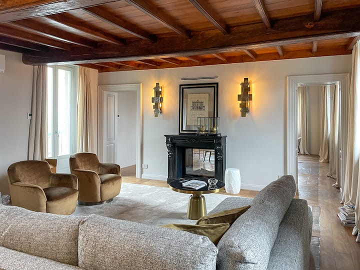 Huge Apartment Overlooking The Barolo Valley - バローロ