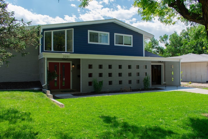 Blueberry 3br House With Private Entrance & Hottub - Highlands Ranch