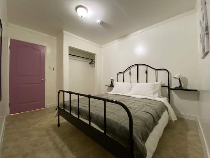 R&j Hostel - Room #5 - Regina