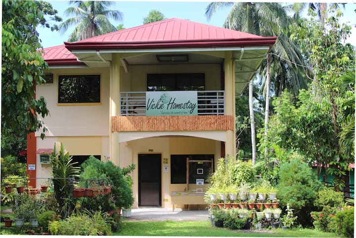 Vickie Homestay 
(Tourism Accredited) - Camiguín