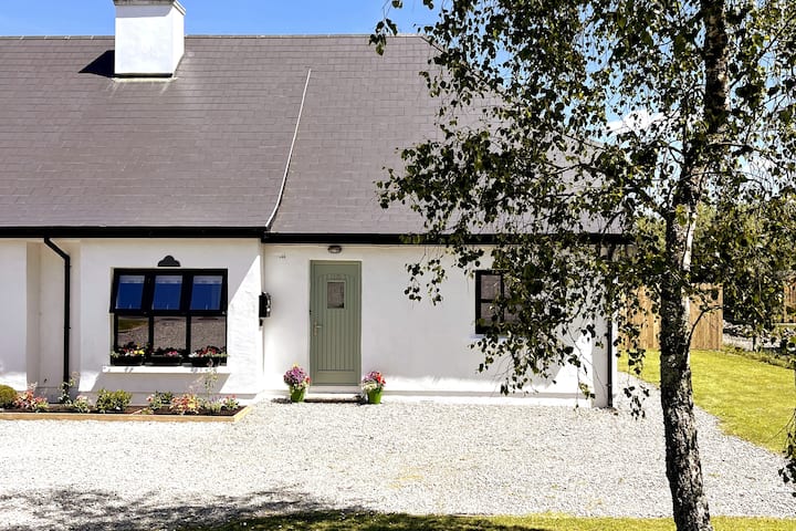 Charming 3 Bedroom Cottage In Killarney - アイルランド キラーニー