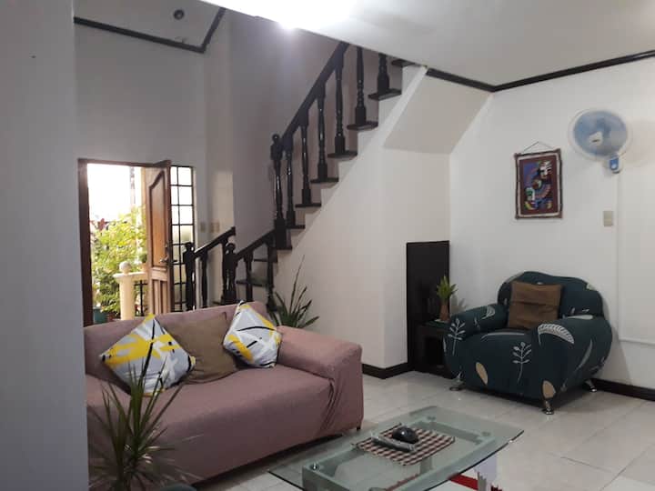 A Safe And Cozy Space To Rest And Stay In Cainta. - Cainta