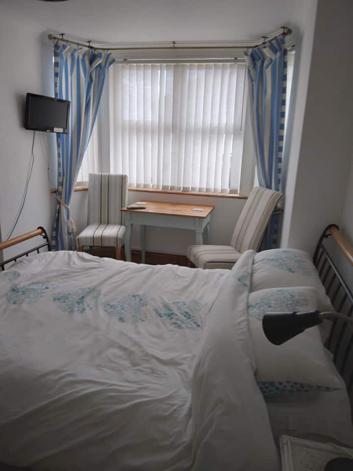 Beautiful Double Room Near The Sea In Teignmouth - Dawlish Warren