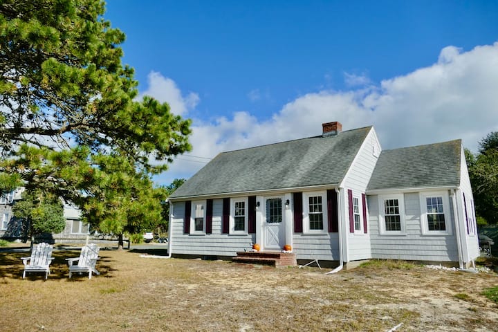The Pearl: 3 Bedroom 500 Steps To Englewood Beach! - Seagull Beach, MA