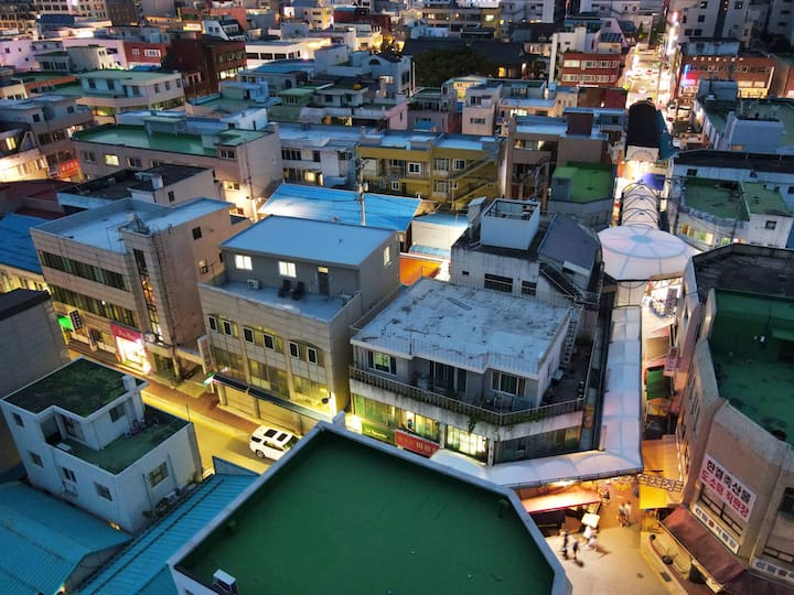Gangneung Private Roof-top. Beside Central Market - 江陵