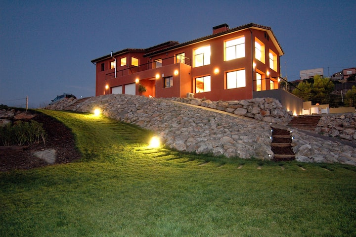 Villa Moderna En Parque Nacional Cerca De Sitges, A 20 Minutos De Las Playas - Vallirana