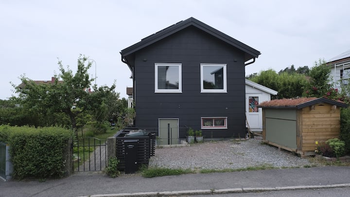 Whole House In Cozy Area Close To Gothenburg City - Göteborg