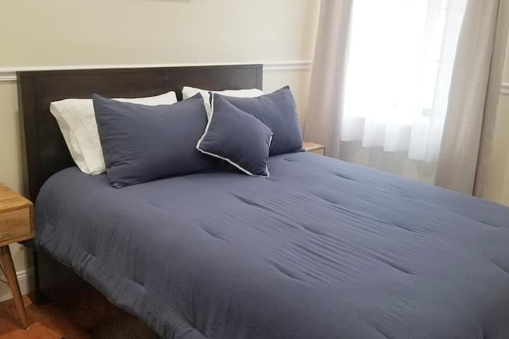 20-2 Comfortable Quality Cribs - Queens, NY