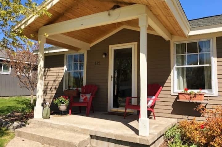 Lil' Chip Cottage In Elk Rapids, Newly Remodeled! - Elk Rapids, MI
