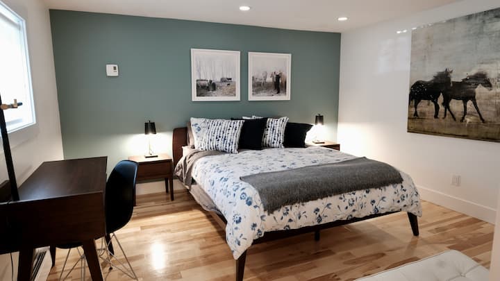 Modern 2 bedroom garden suite in the heart of vancouver - Vancouver