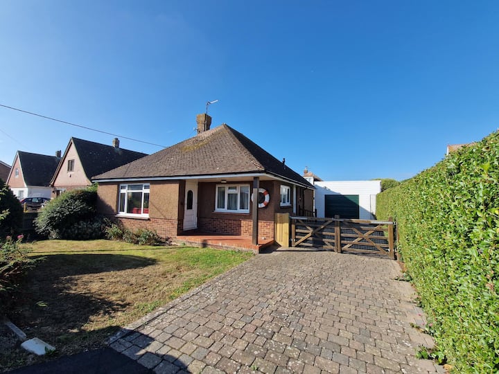 3 Bed Bungalow 2 Mins To The Beach - Dogs Welcome - Pevensey