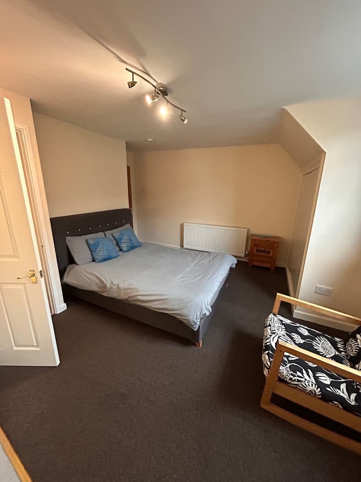 Ensuite Room/central/close To Train&coach Station - Bedford, Royaume-Uni