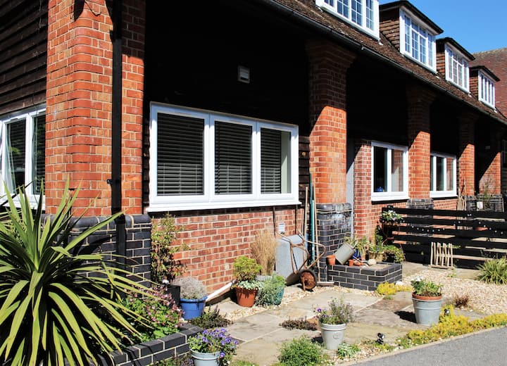 The Hideaway A Self Contained/catering Apartment - Blandford Forum