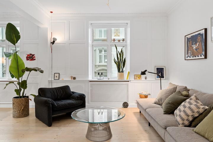Bright Vesterbro Design Apartment With Big Balcony - Copenhagen
