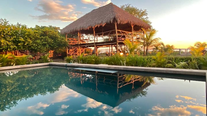 Secluded Beach Casa - Steps From The Ocean & Surf - Nicaragua