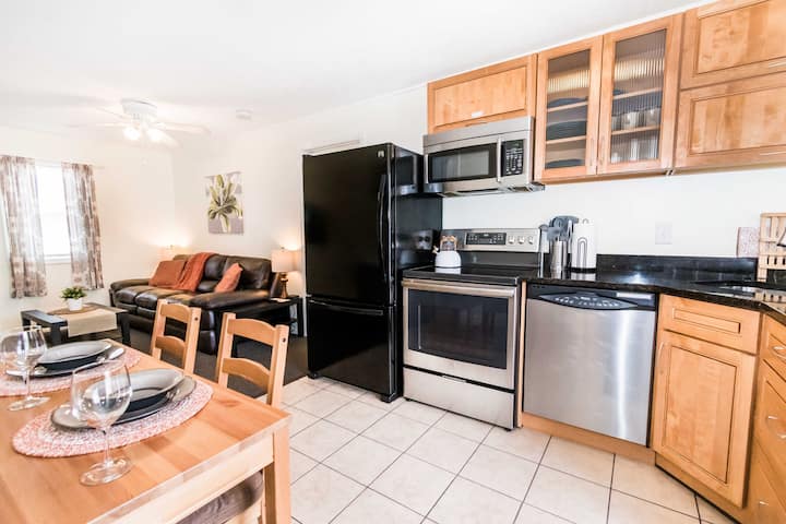 1br—brookside Loft—quiet&clean—25 Mins To Boston - Lake Boon, MA