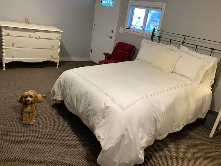 Private Room By Fairfield Metro Station - Fairfield, CT