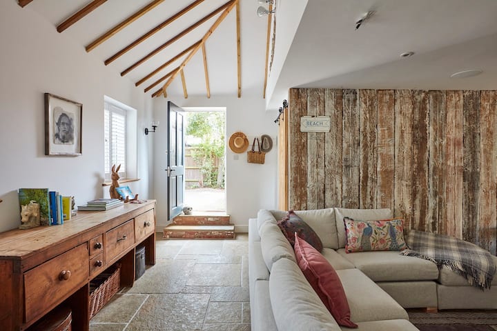 The Annex In Holt  - A Modern Rustic Home - Blakeney