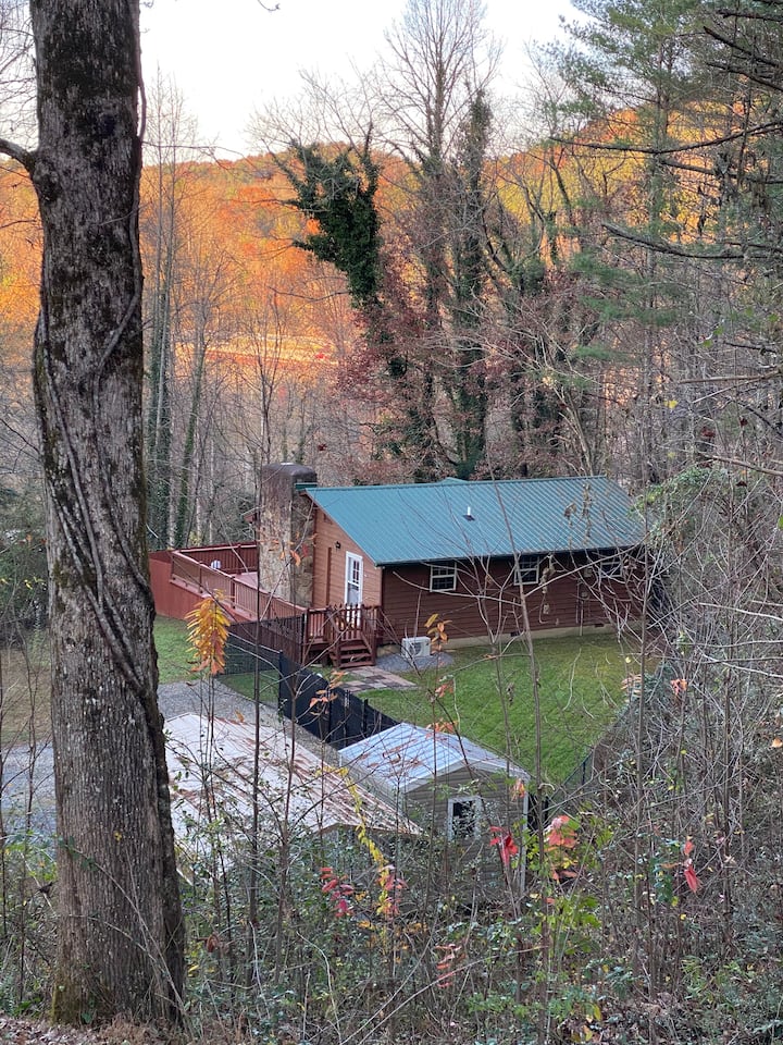 Stunning Cabin In Murphy Nc-- 4 Miles From Casino - マーフィー, NC