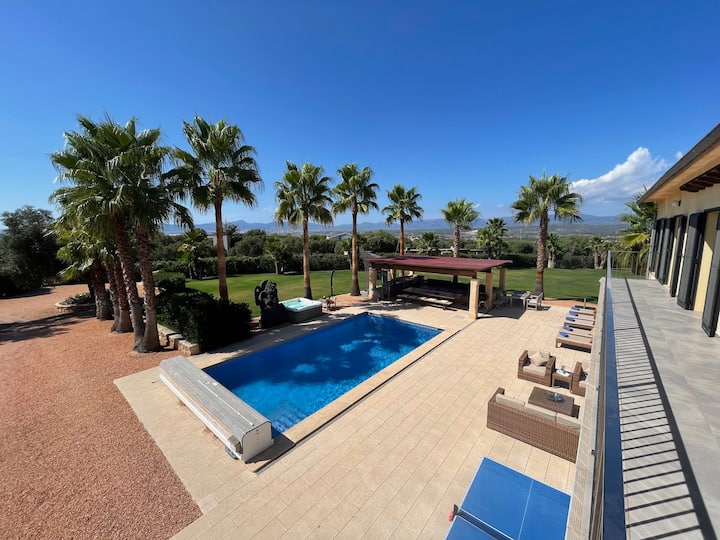 Exclusive Villa With Heated. Pool, Whirlpool In An Optimal Location - Palma de Mallorca Airport (PMI)