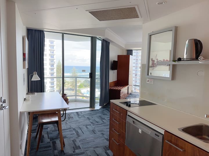 Surfers Paradise Hotel Room Ocean View One Bed 7/f - Gold Coast