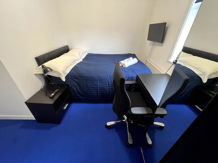 Cosy Double Room With Tv And Study Space. - 샐퍼드