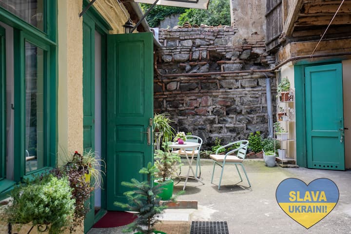 Sololaki Garden House - Tbilisi