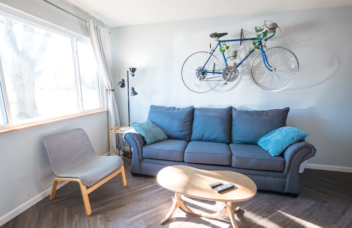 Modern Comfort In Central Nwa ✽ Priv. Bike Locker - Rogers, AR