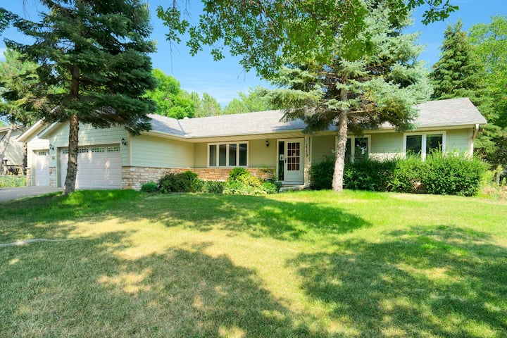 Home On The Lake,, 10 Min To Downtown Saint Paul, 3 Miles  Of Paved Trail Access - Woodbury, MN