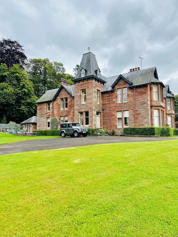 Cloquhat - Country House With Lovely River Views - Blairgowrie and Rattray