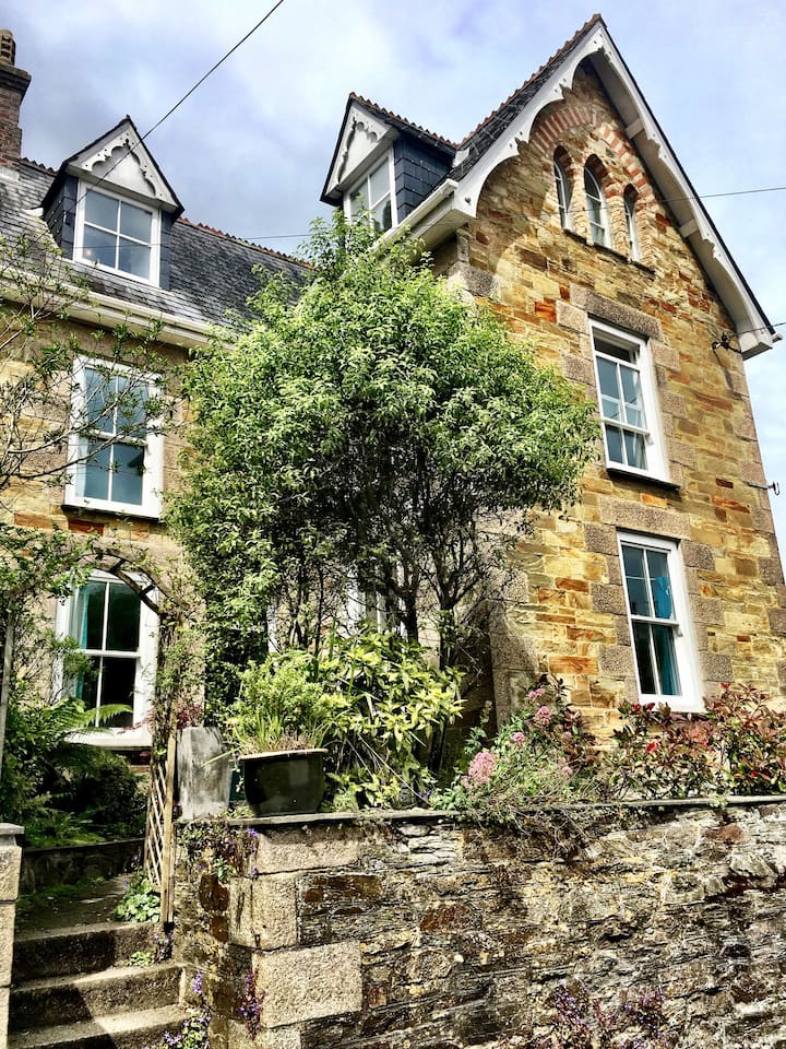 Large Family House In St Agnes,short Walk To Beach - St Agnes