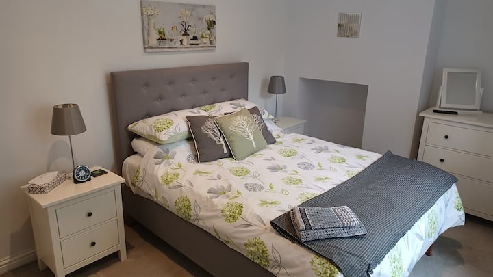 Sparkling Clean Flat In Guildford With Parking - Guildford, UK