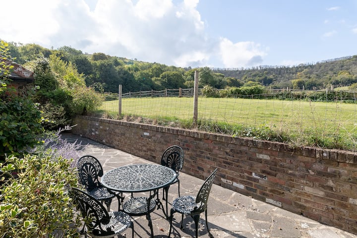 Steyning Cottage - Stunning View & Close To Town - 斯泰寧