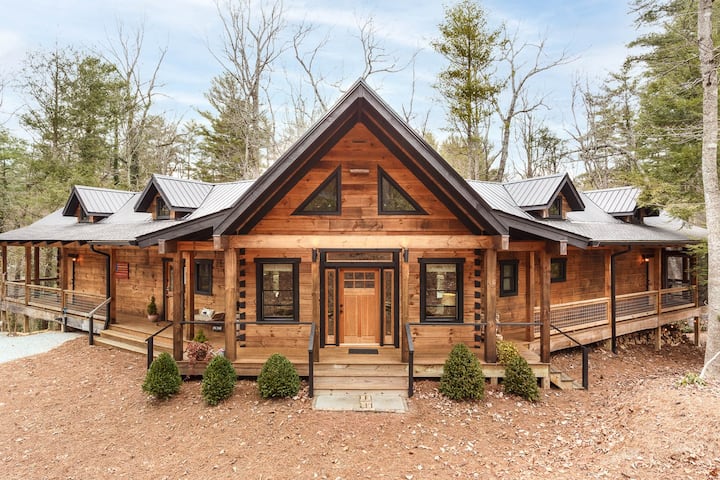 Dovetails: A Private Cabin With Rustic Elegance And Modern Amenities-newly Built - Hendersonville, NC