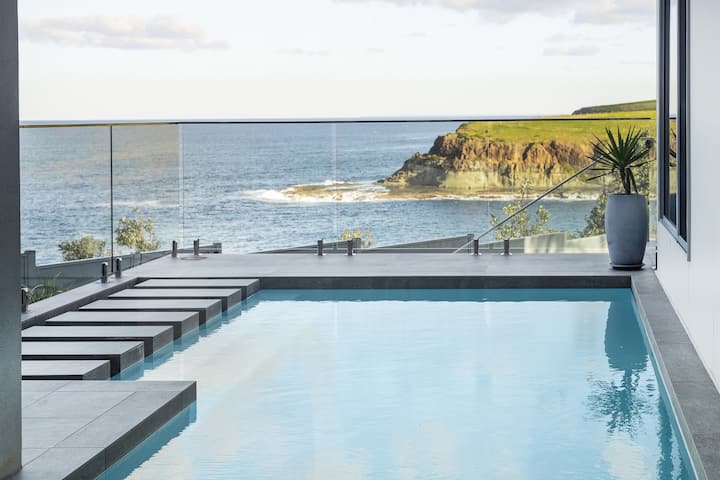Coastal Indulgence 360: Clifftop Ocean Vista - Elegante Apartamento Boutique - Kiama