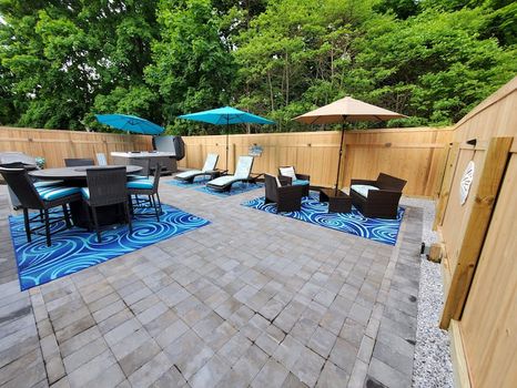 Vacation rentals & Airbnbs in Quogue, NY cozycozy