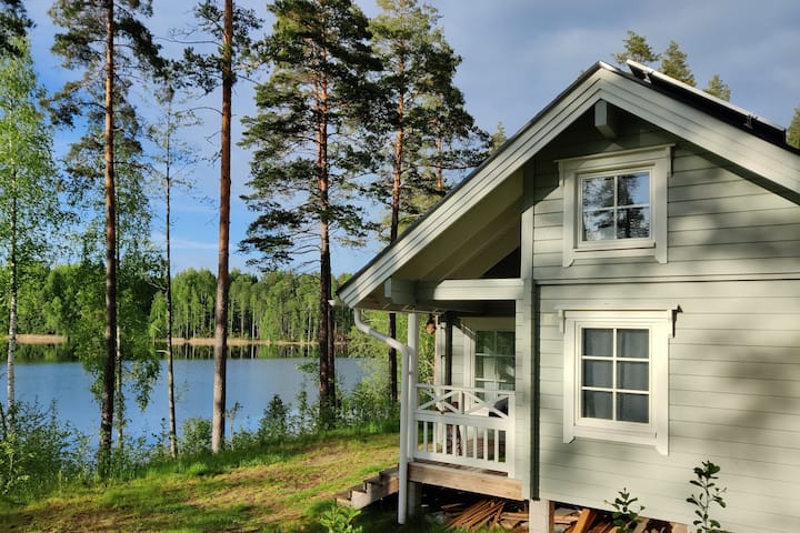 Luxury Lakefront Cottage And Sauna - Mäntyharju