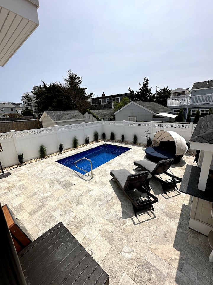 Oceanside Home With Pool - 長灘島