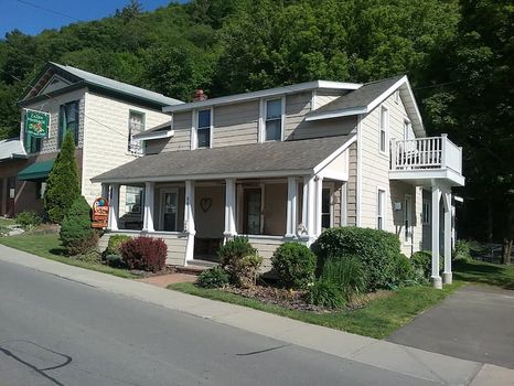 Cottage On The Square In The Heart Of Hammondsport - Bath, NY