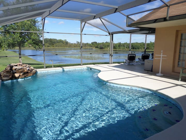Antigua Lake Front Villa  ! ! !  Thanksgiving & Snowbird Availability ! ! ! - Winter Garden, FL