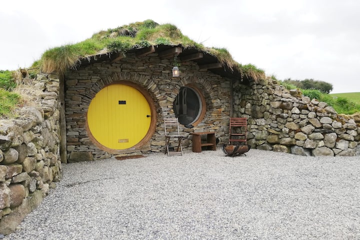 Mayo Glamping - Roisin Bui (Hobbit Hut) - County Mayo
