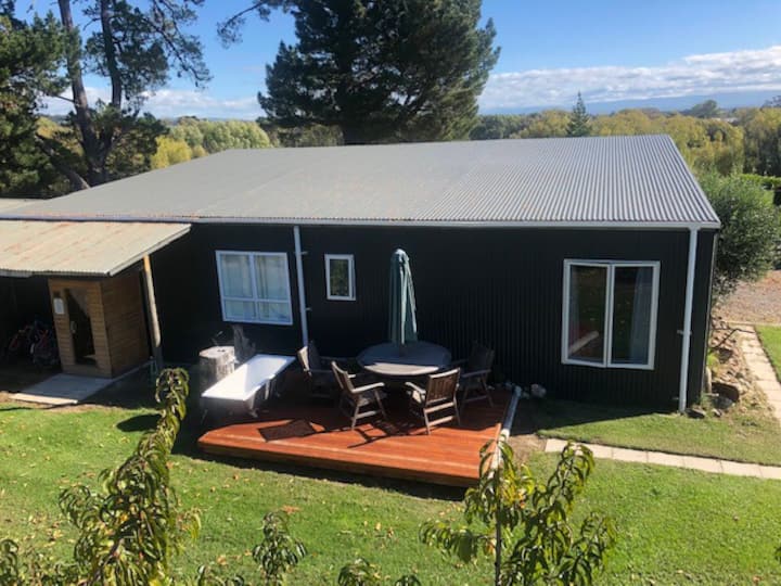 Country Experience Not Far From Town - Havelock North