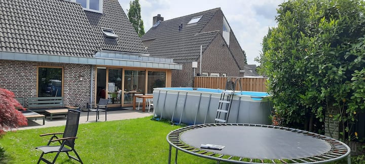 A Big Detached House With Sunny Garden - 's-Hertogenbosch