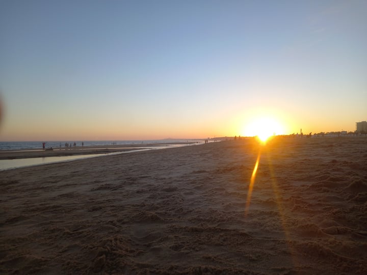 Happy Days In Algarve
Warm Water And Soft Sand - Monte Gordo